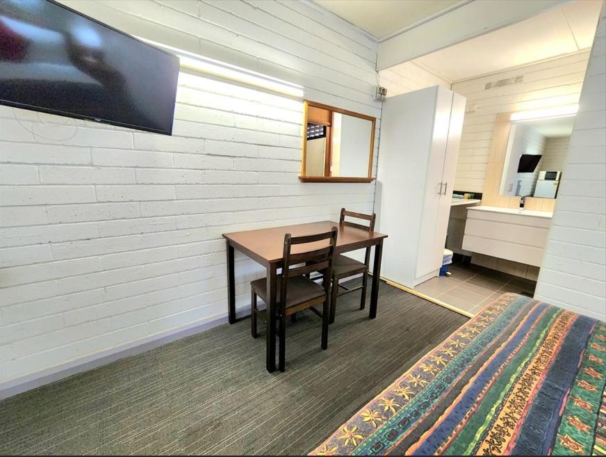 Finley Motel Motel