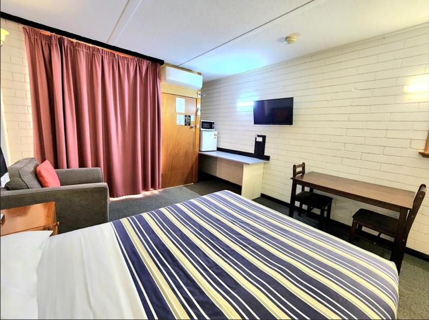 Finley Motel Motel